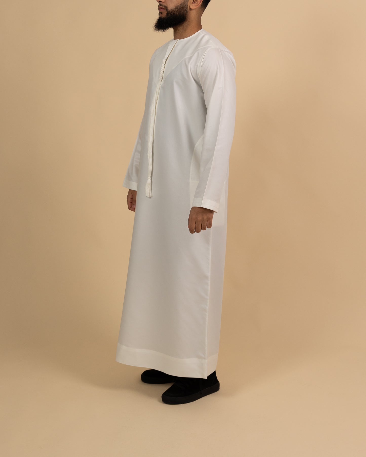 Emirati Soft White Thobe with Tassel
