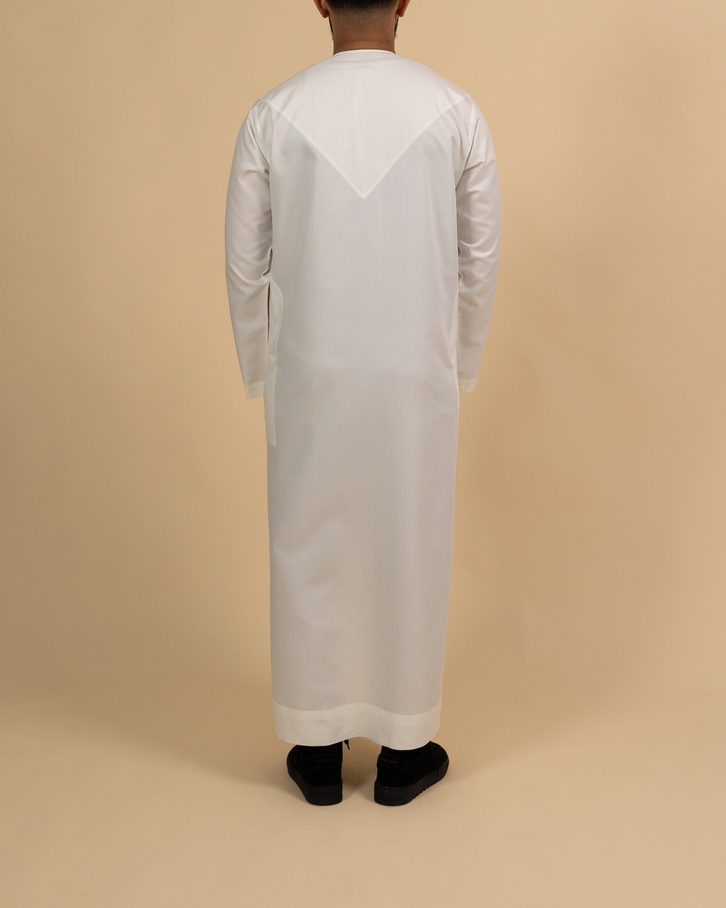 Emirati Soft White Thobe with Tassel