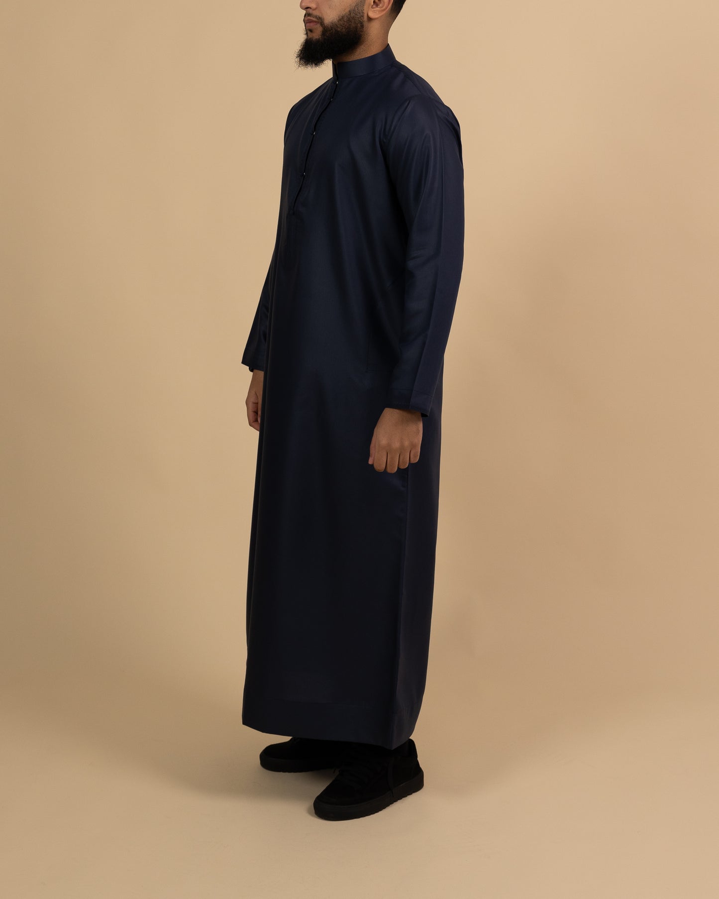 Bahraini Navy Blue Collar Thobe