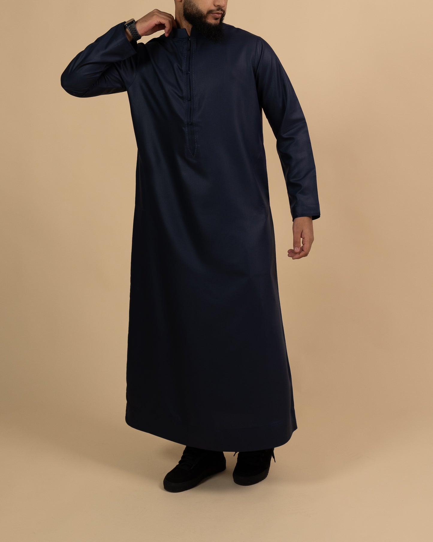 Bahraini Navy Blue Collar Thobe