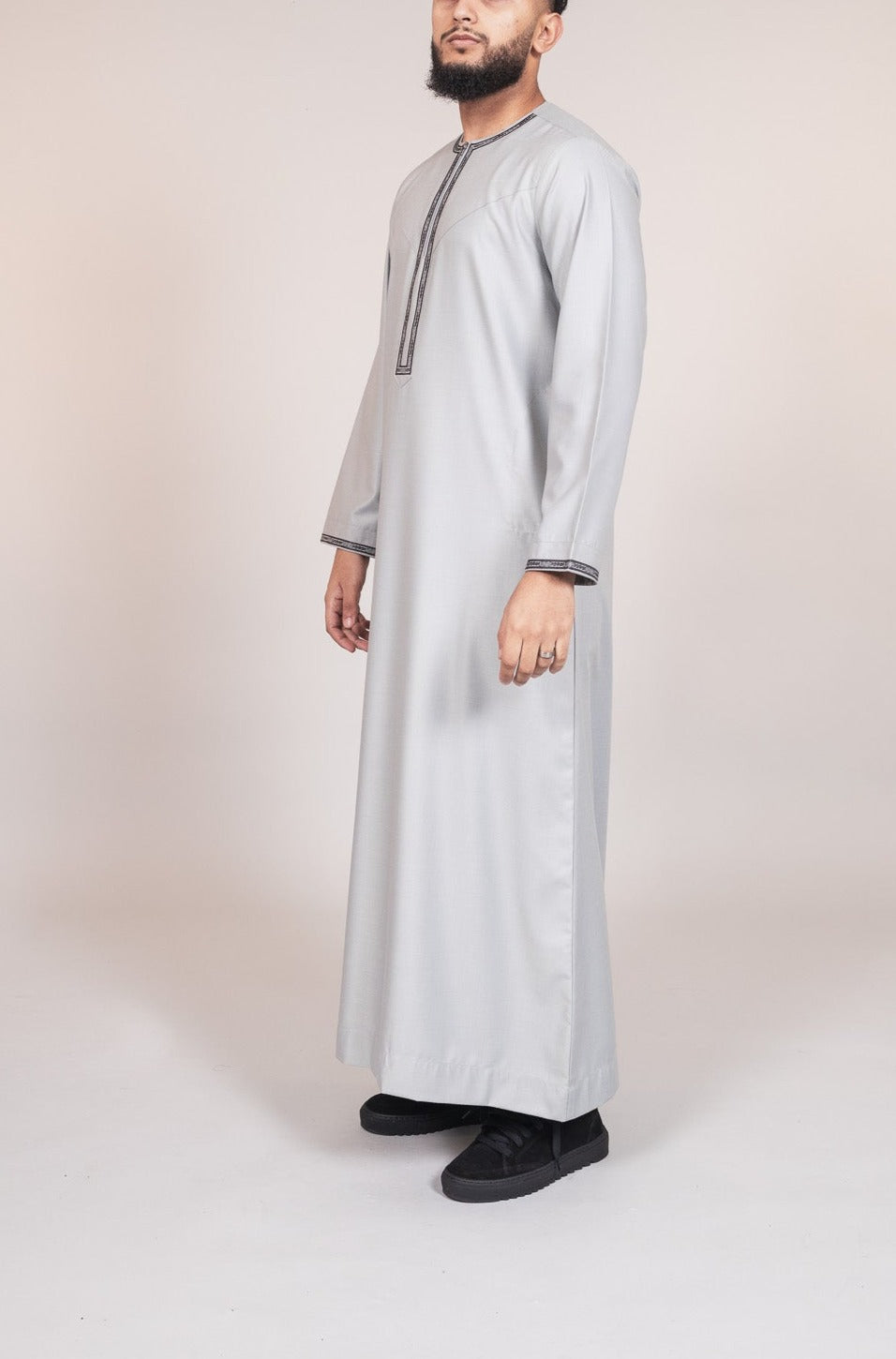 Omani Platinum Grey