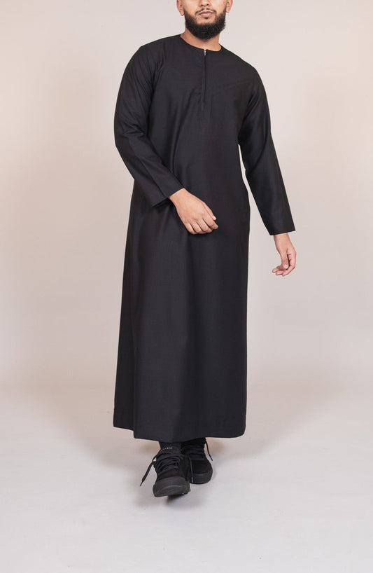 Emirati Black Zip Thobe