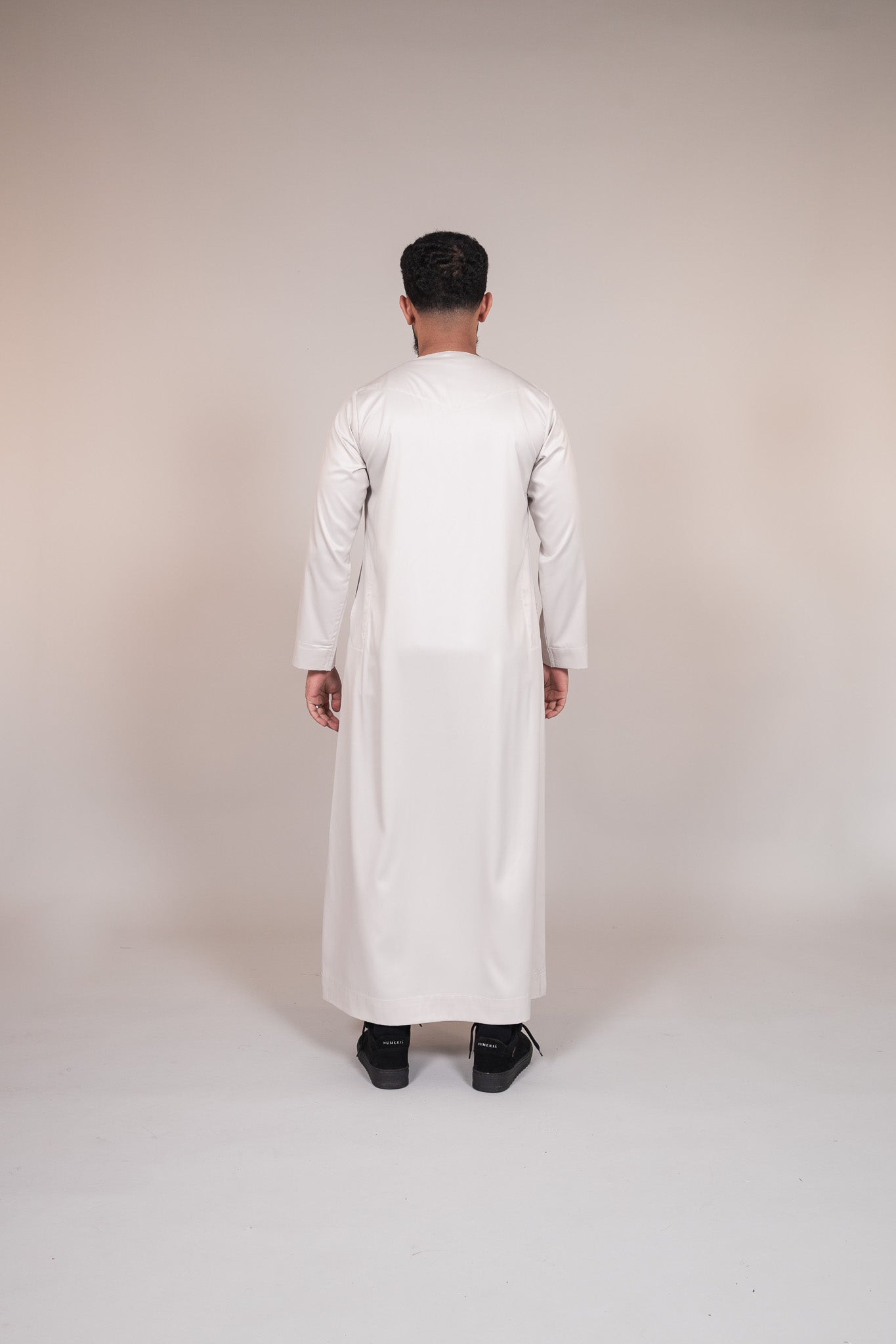 Emirati Zip Ivory