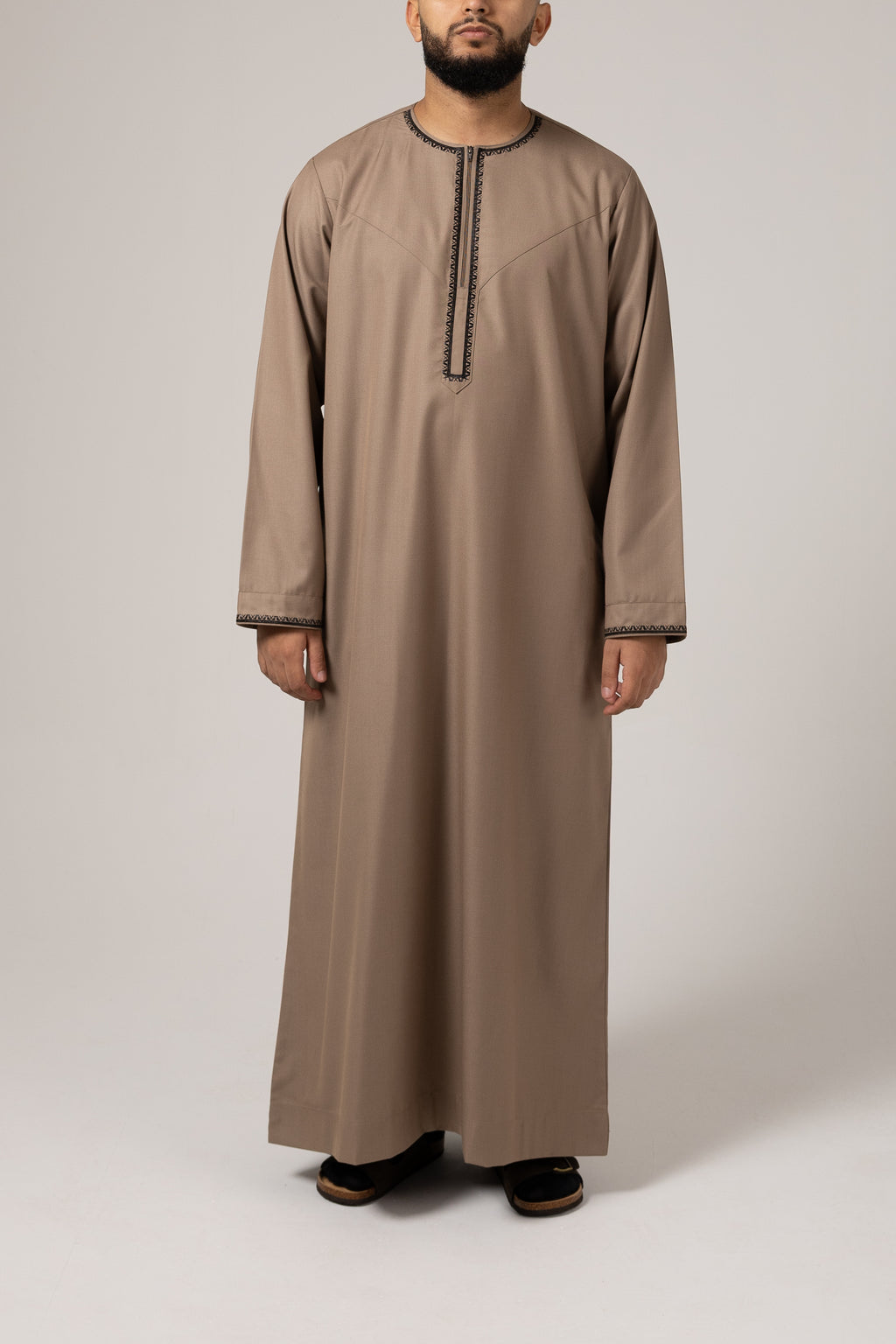 Omani Desert Noir Thobe