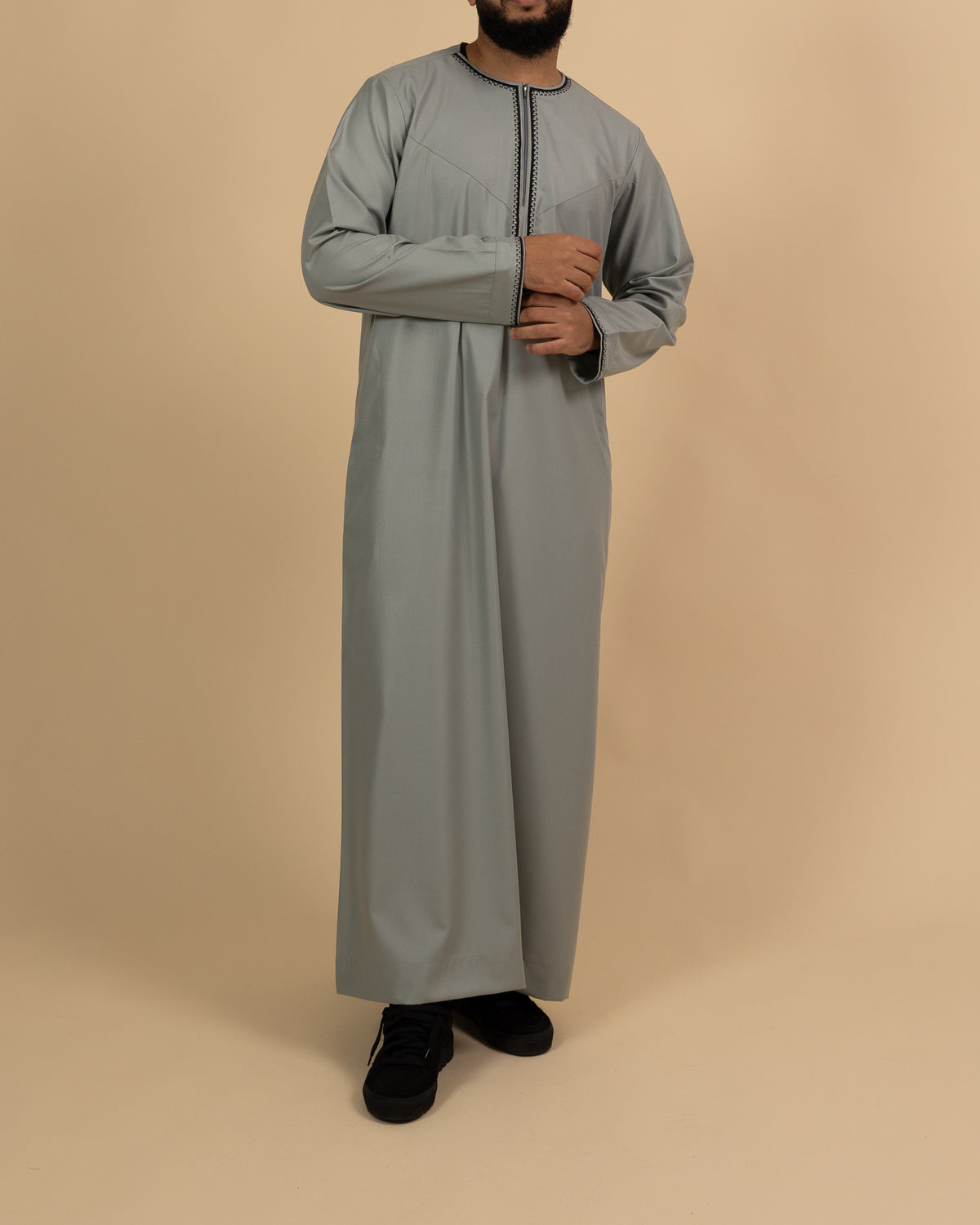 Omani Grey Black Thobe