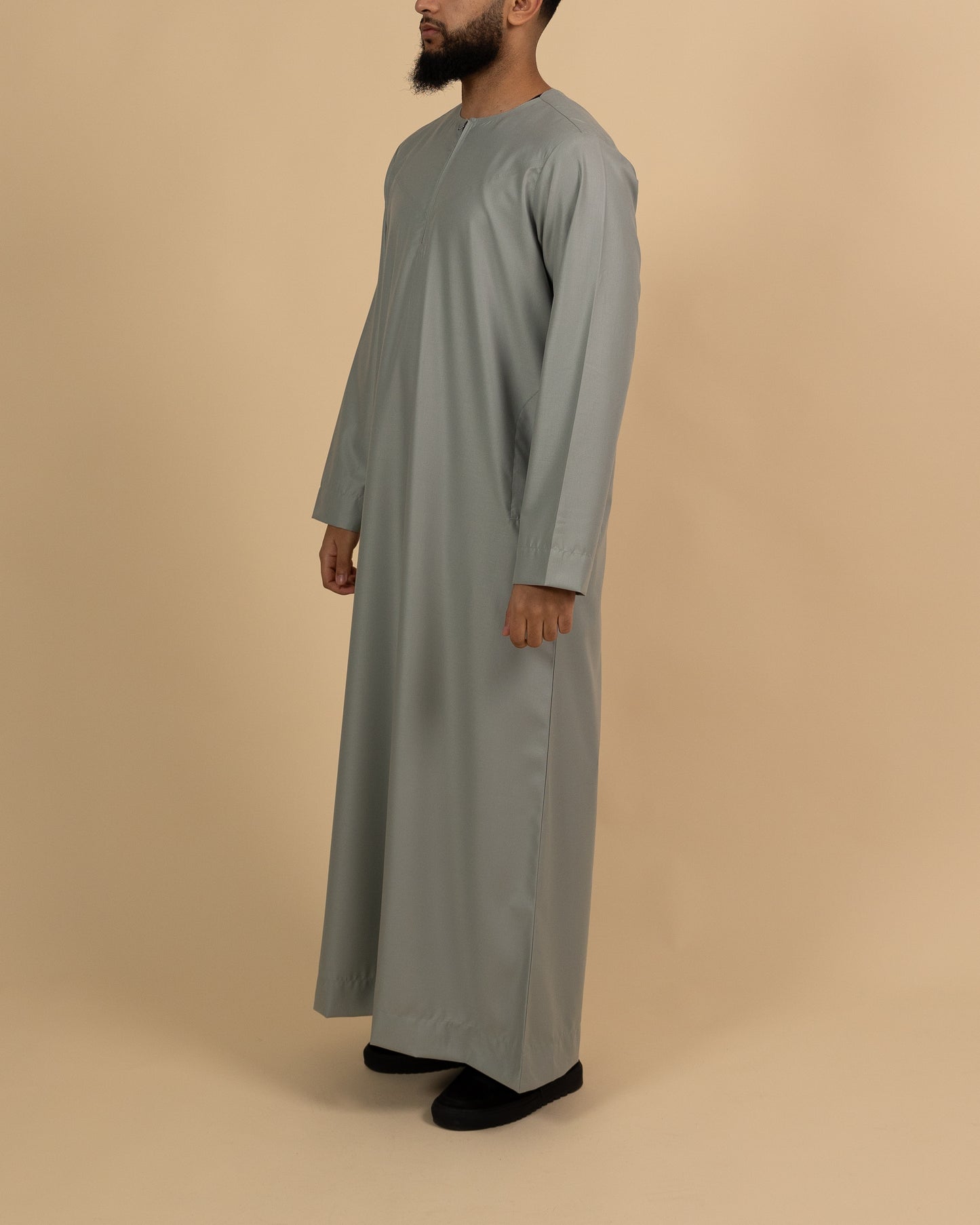 Emirati Platinum Grey Thobe