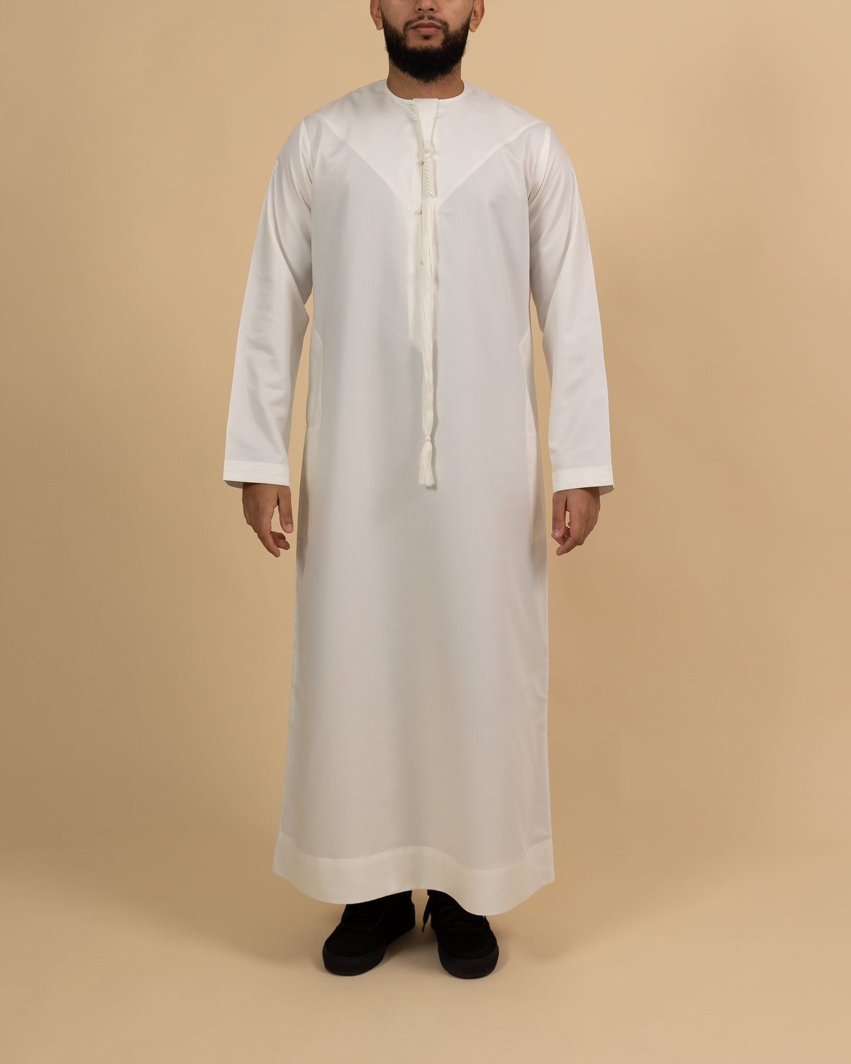 Emirati Soft White Thobe with Tassel