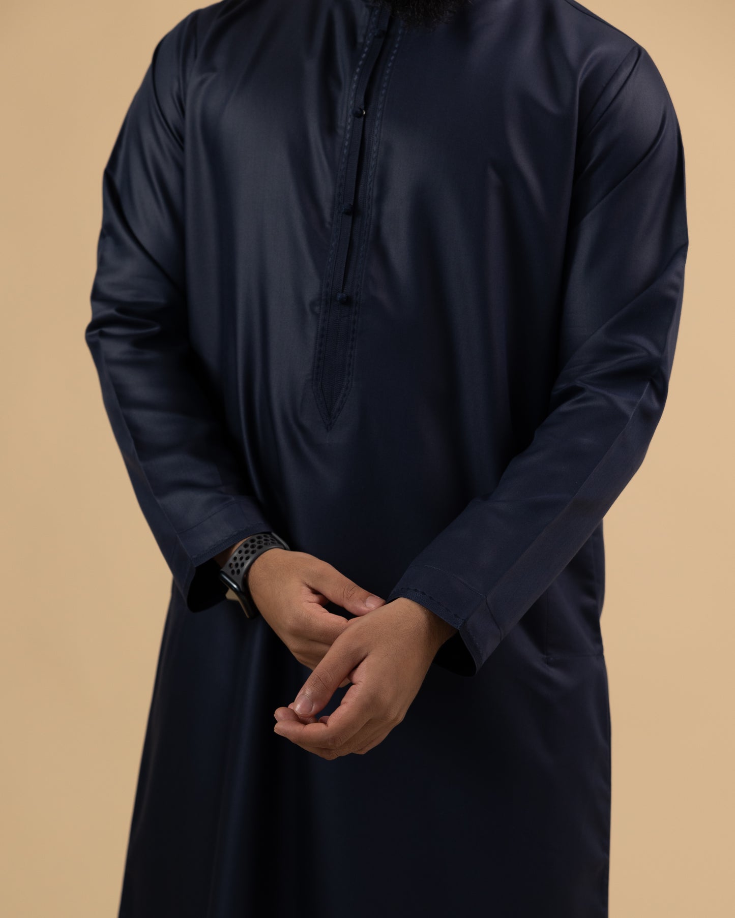 Bahraini Navy Blue Collar Thobe