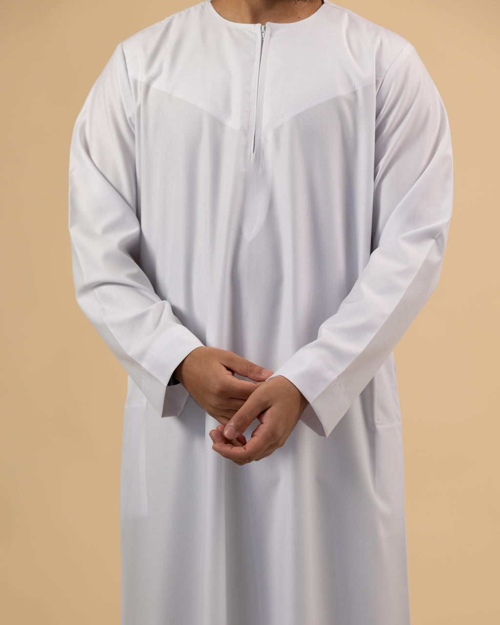 Emirati White Zip Thobe