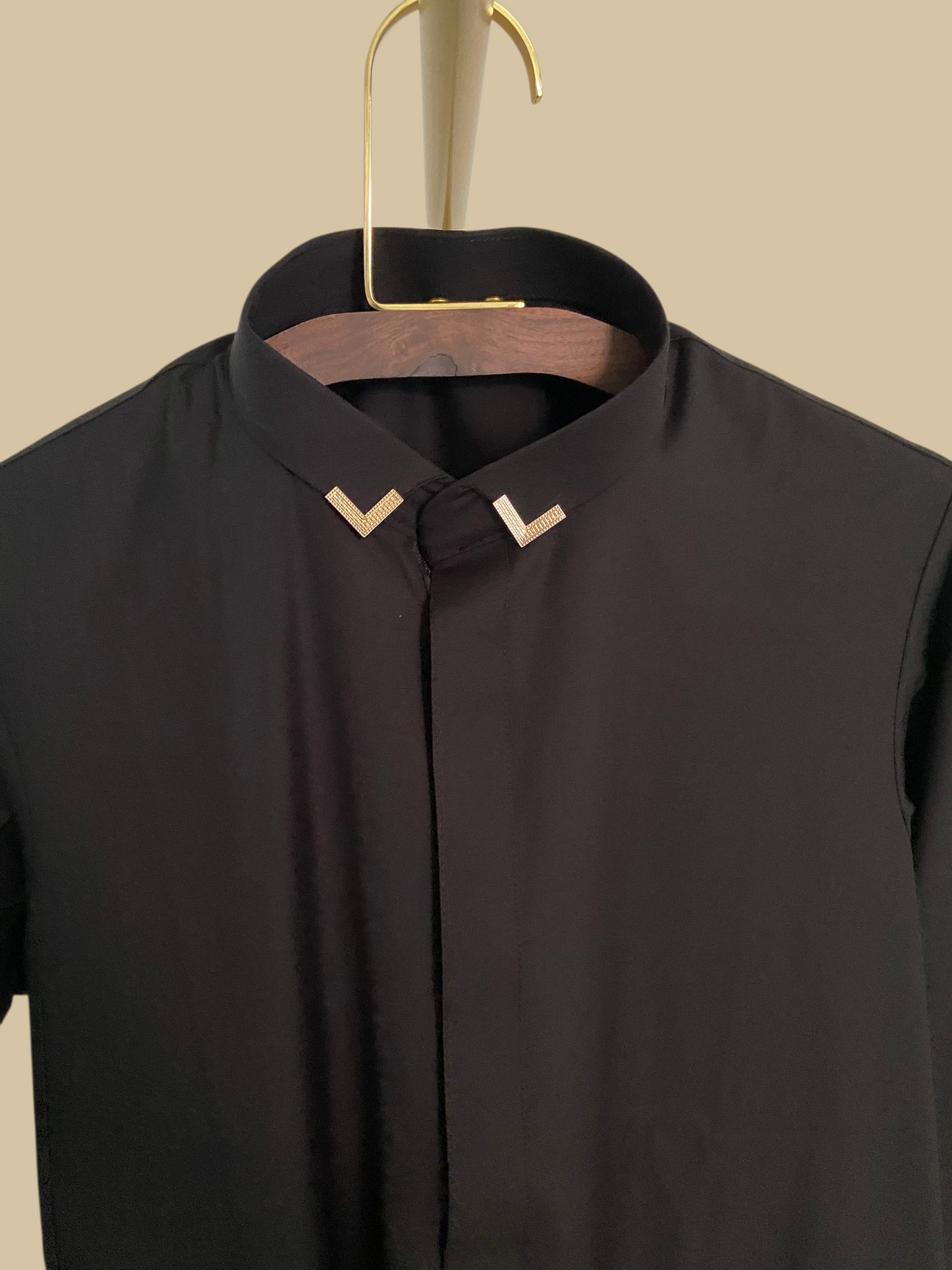 Black Collar Thobe