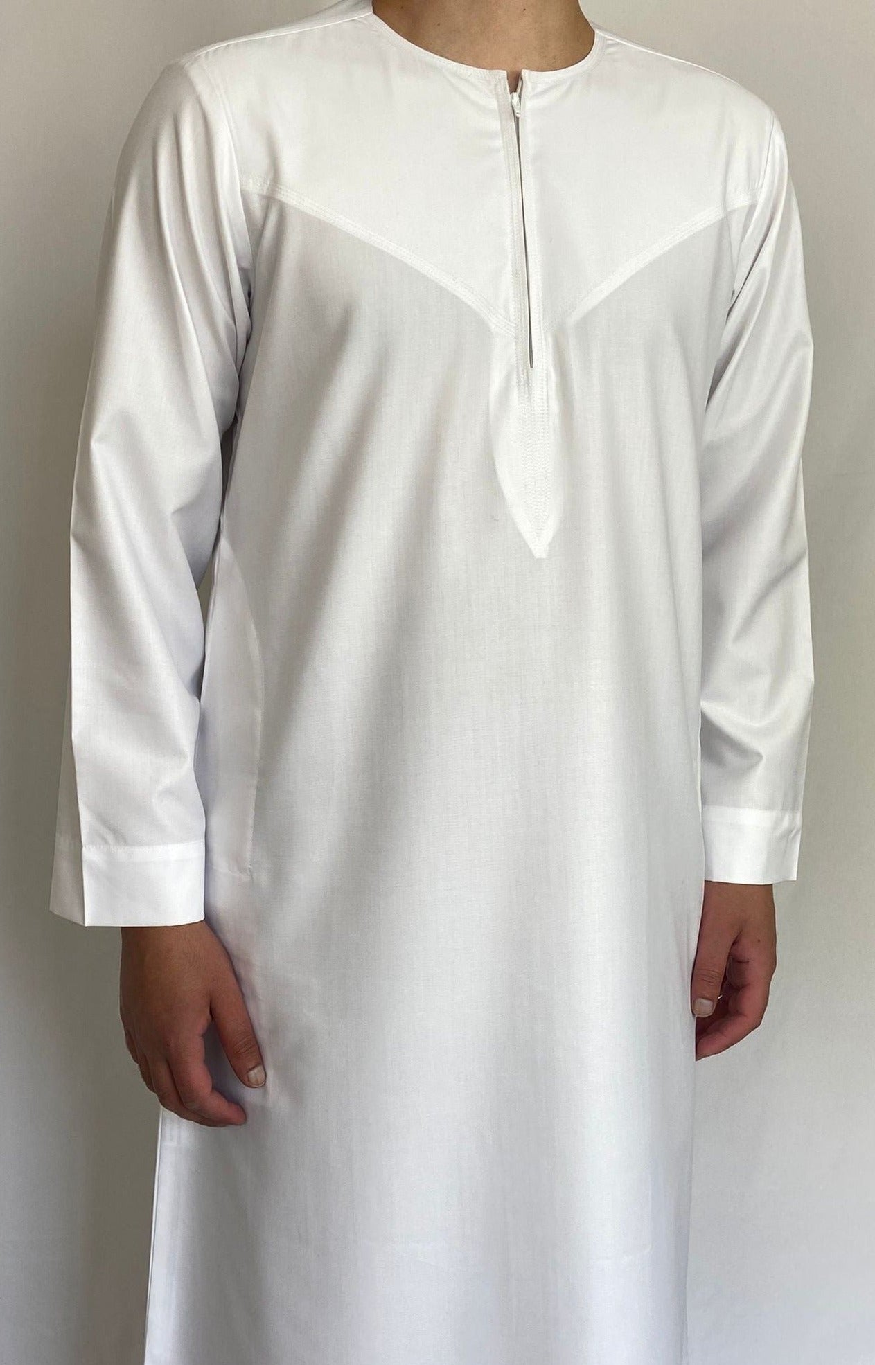 Emirati White Zip Thobe